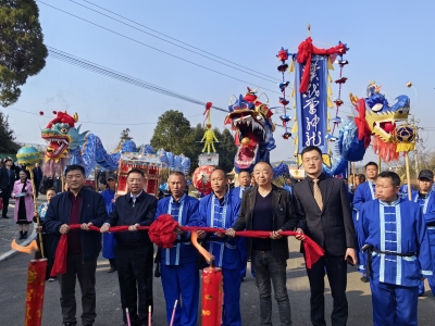 天朝上品葡萄酒莊舉行揭牌儀式