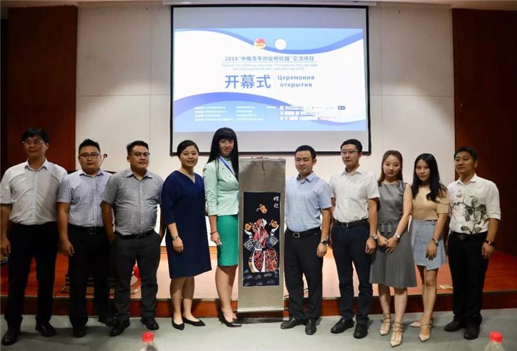 1534408151490718.jpg 792641833274450736.jpg